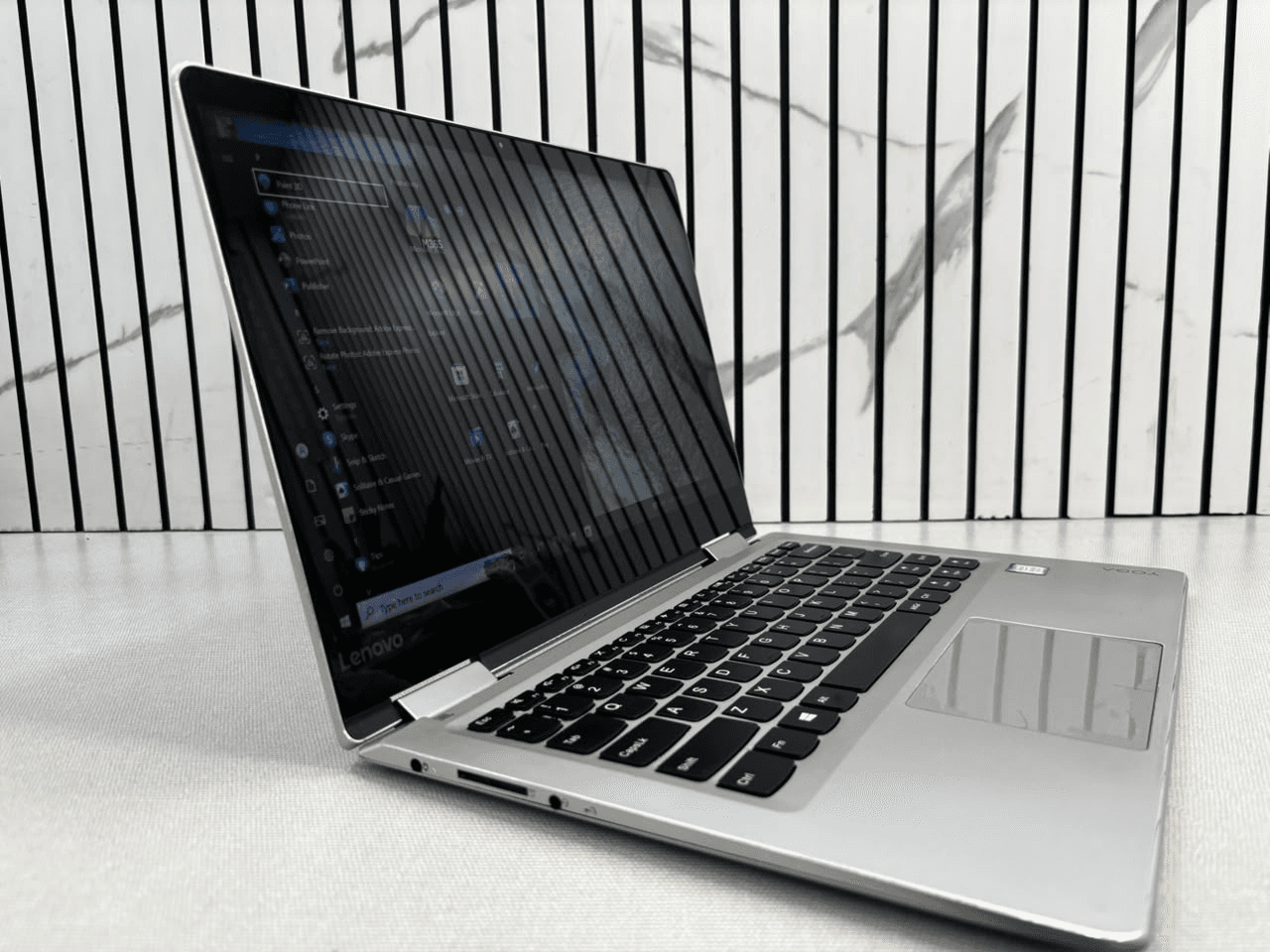 Lenovo Yoga view 2